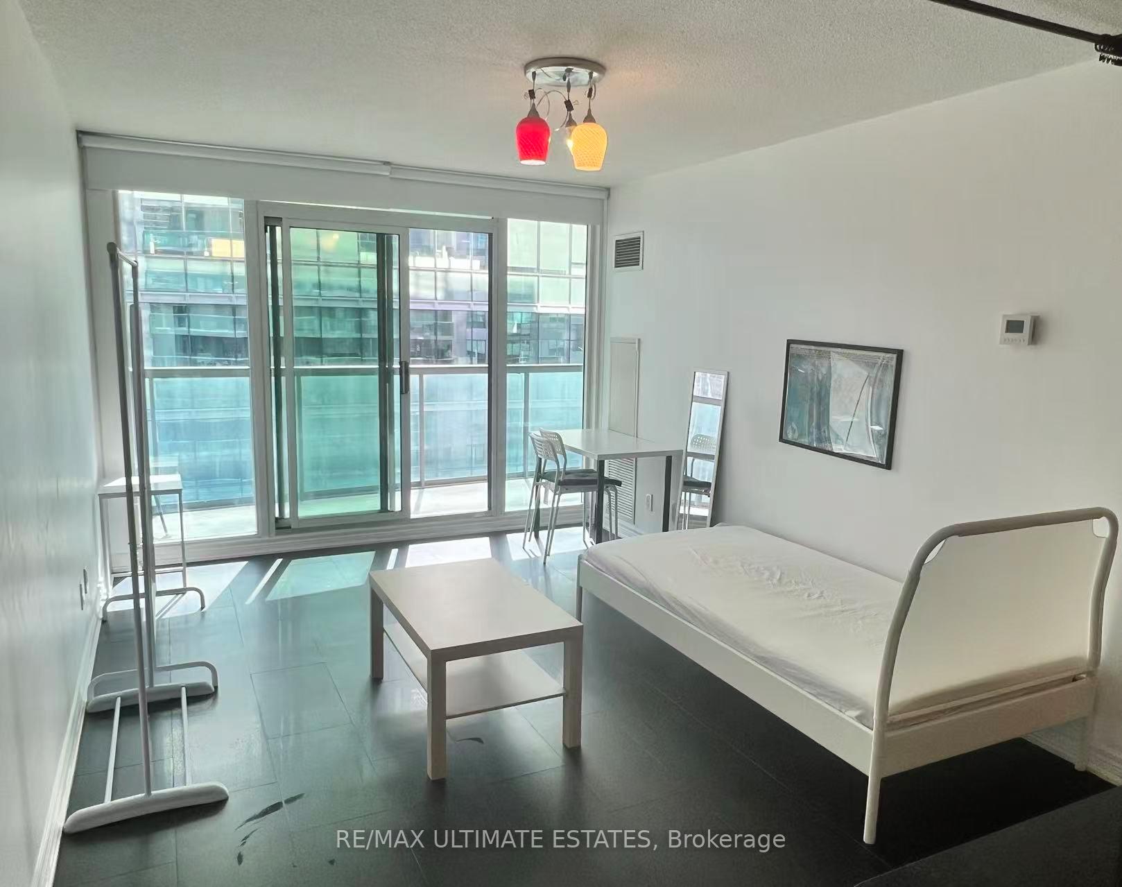 Photo 3 of Unit 3107, 30 Grand Trunk Crescent, Toronto, Waterfront Communities — HOMEH