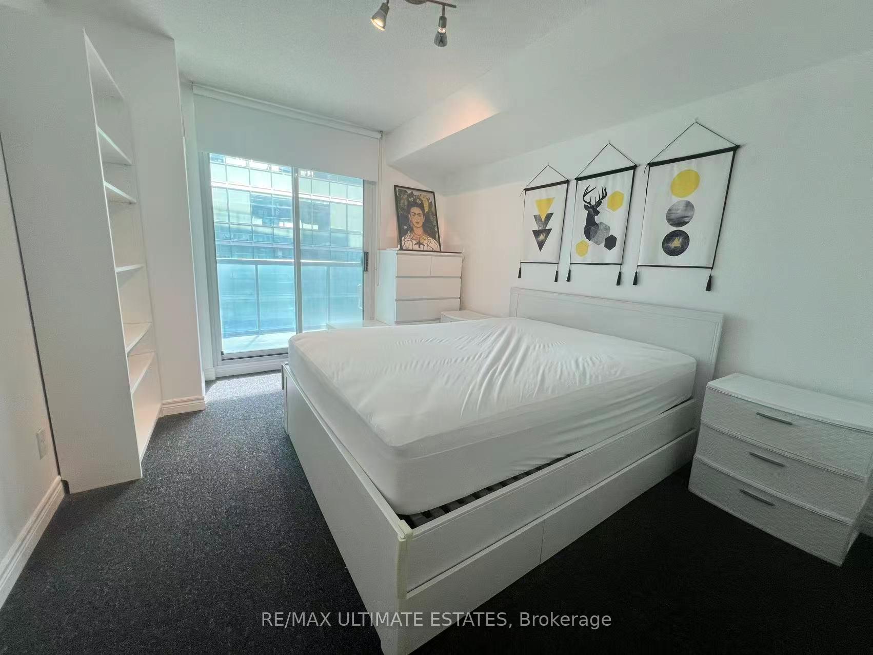 Photo 5 of Unit 3107, 30 Grand Trunk Crescent, Toronto, Waterfront Communities — HOMEH