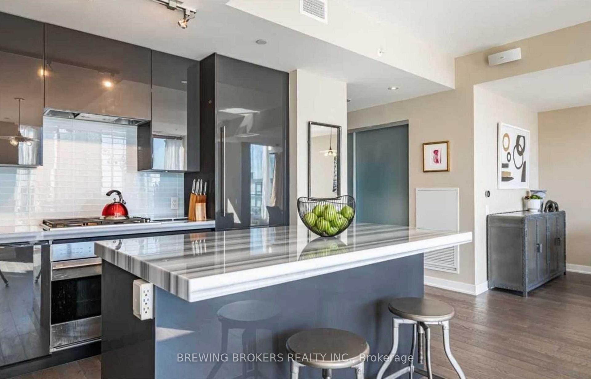 Photo 4 of Unit Ph1101, 38 Stewart Street, Toronto, Waterfront Communities — HOMEH