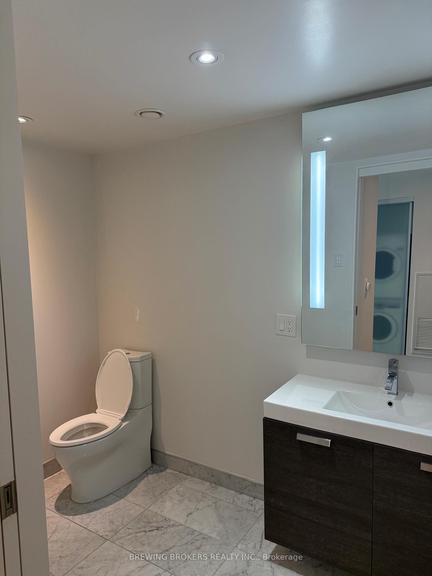 Photo 24 of Unit Ph1101, 38 Stewart Street, Toronto, Waterfront Communities — HOMEH