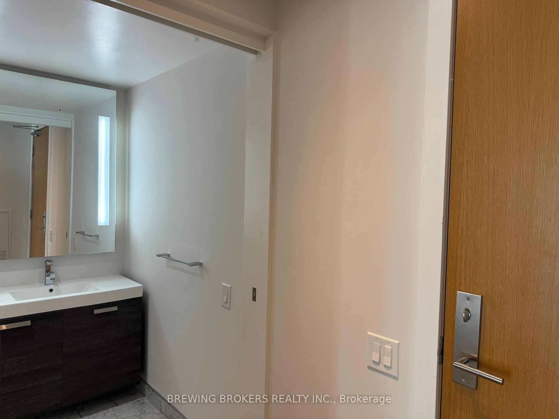 Photo 25 of Unit Ph1101, 38 Stewart Street, Toronto, Waterfront Communities — HOMEH
