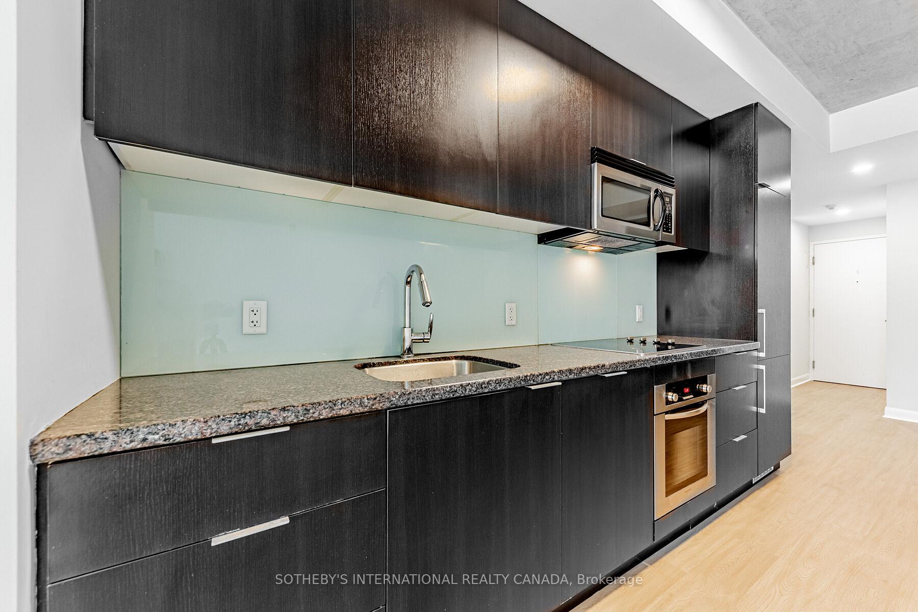 Photo 8 of Unit 609, 478 King Street W, Toronto, Waterfront Communities — HOMEH