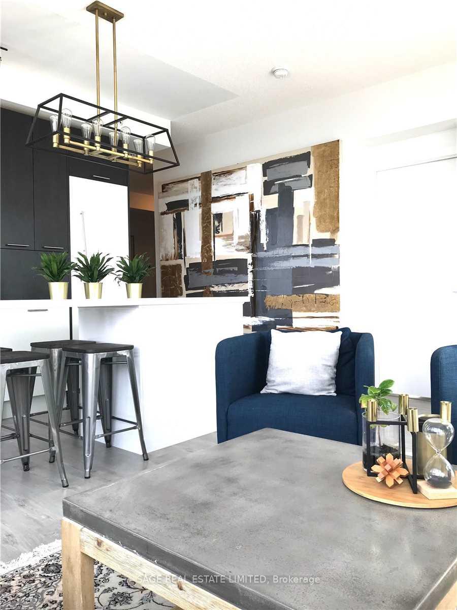 Photo 3 of Unit 1707, 30 Nelson Street, Toronto, Waterfront Communities — HOMEH