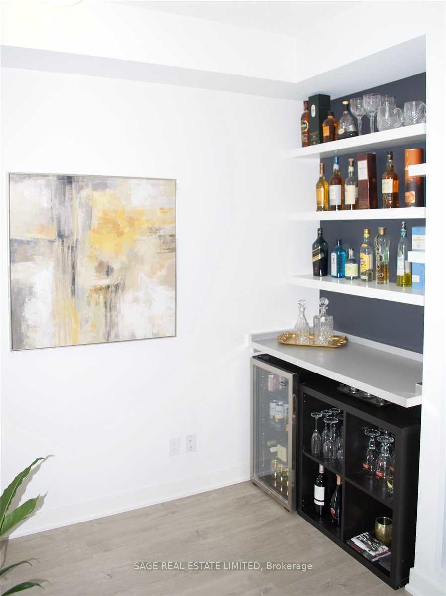 Photo 4 of Unit 1707, 30 Nelson Street, Toronto, Waterfront Communities — HOMEH