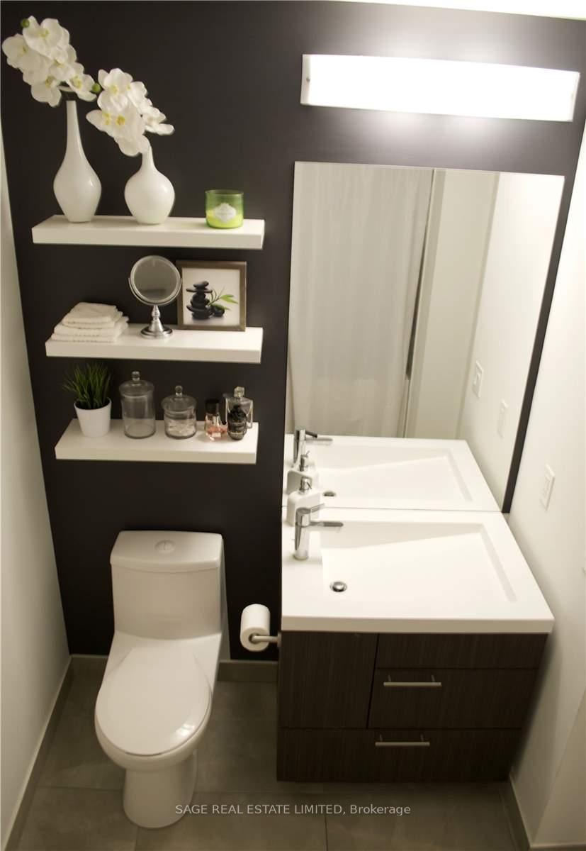 Photo 10 of Unit 1707, 30 Nelson Street, Toronto, Waterfront Communities — HOMEH