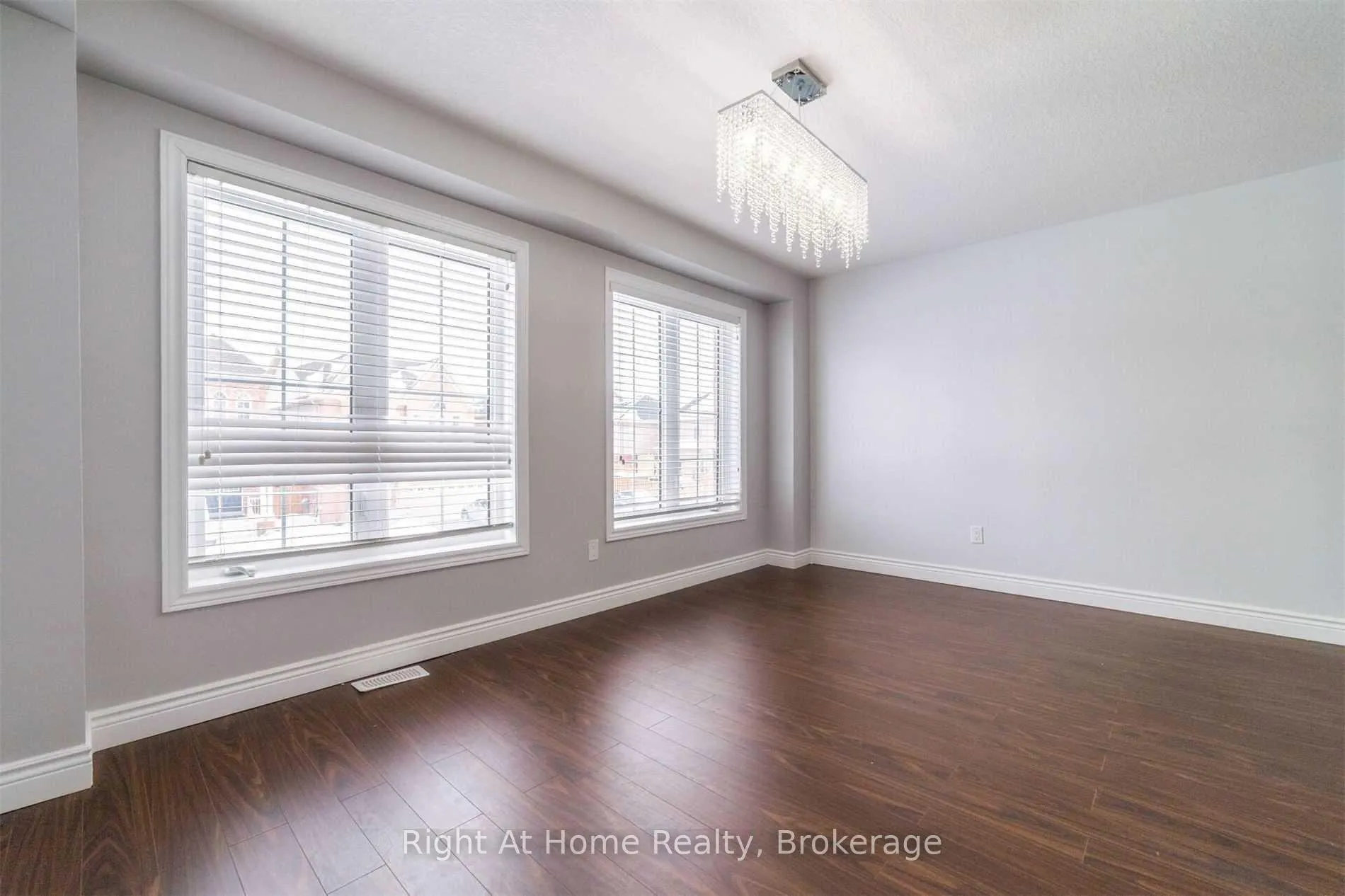 Photo 9 of 66 Knotty Pine Avenue, Cambridge, Preston Heights — HOMEH