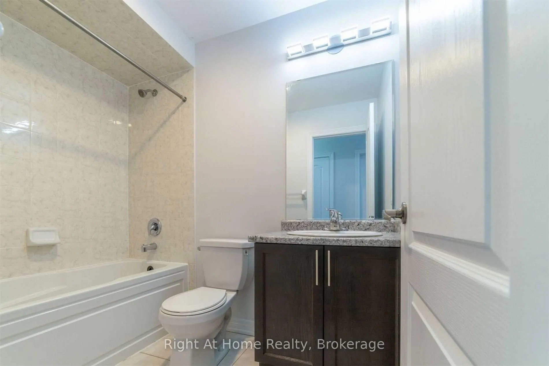 Photo 19 of 66 Knotty Pine Avenue, Cambridge, Preston Heights — HOMEH