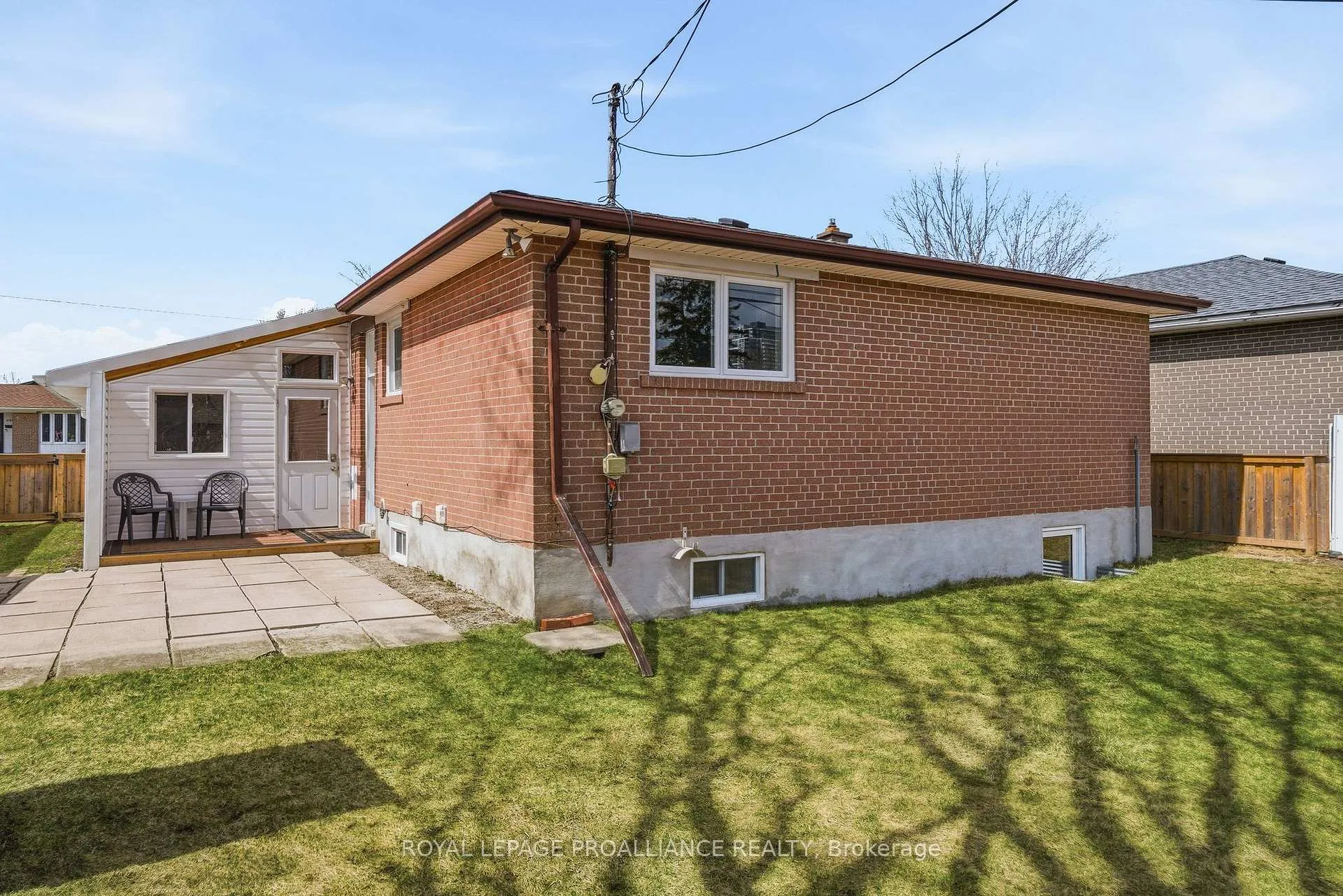 Photo 15 of 903 Naroch Boulevard, Pickering, Bay Ridges — HOMEH