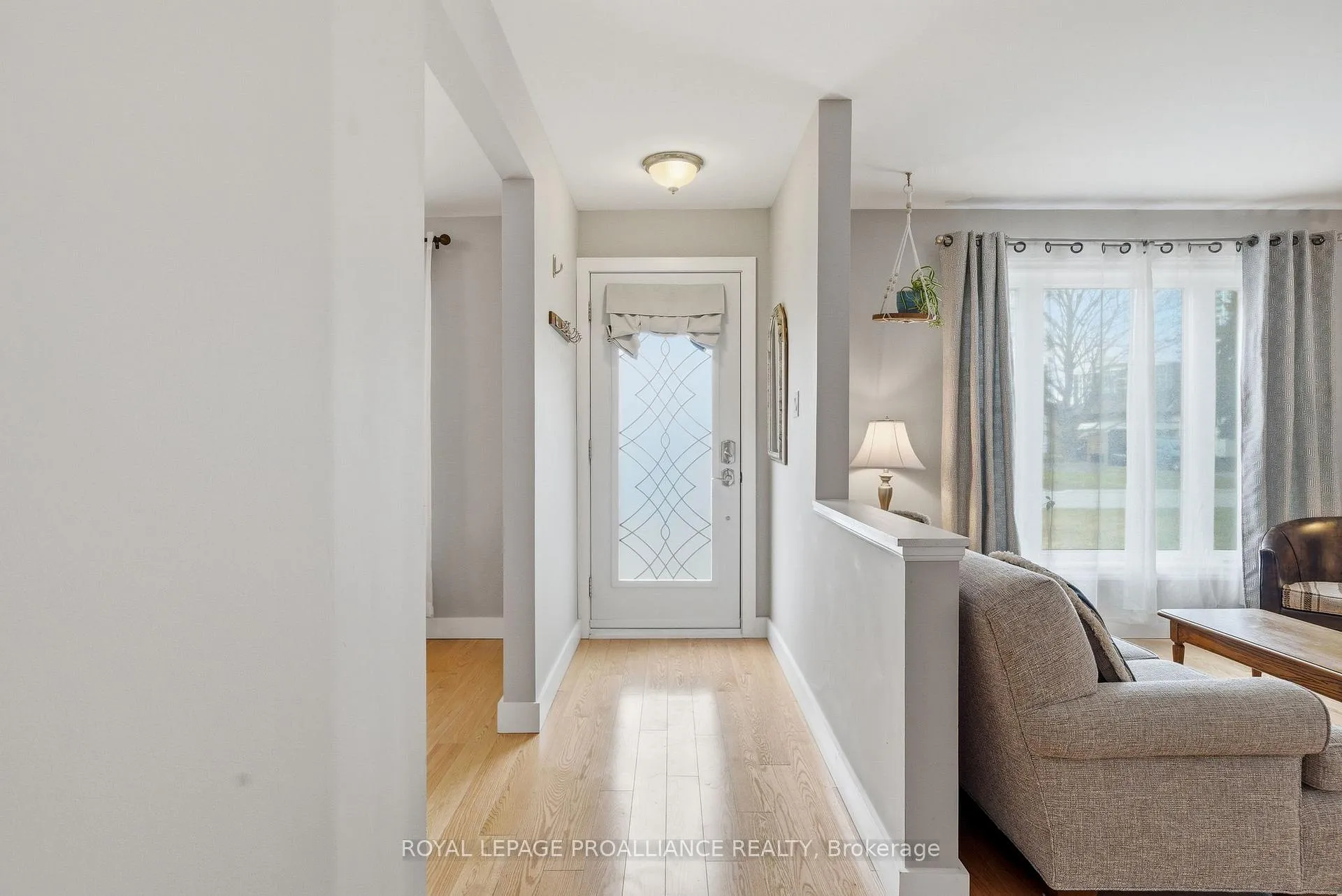 Photo 19 of 903 Naroch Boulevard, Pickering, Bay Ridges — HOMEH