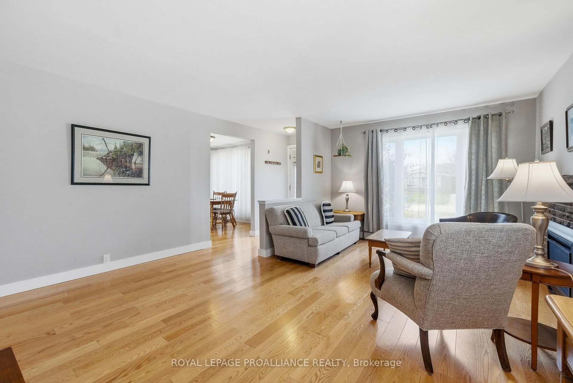 Photo 25 of 903 Naroch Boulevard, Pickering, Bay Ridges — HOMEH