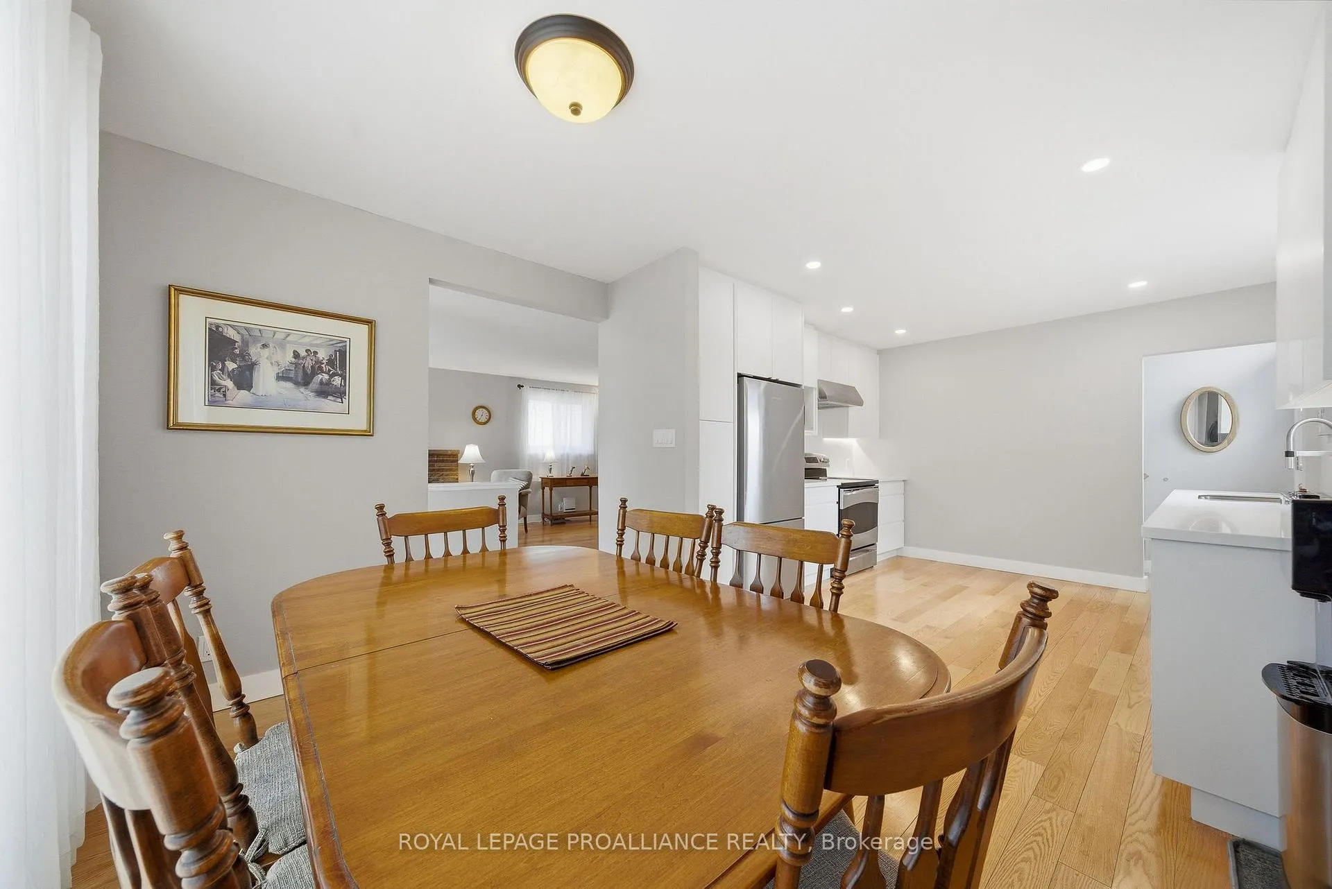 Photo 27 of 903 Naroch Boulevard, Pickering, Bay Ridges — HOMEH