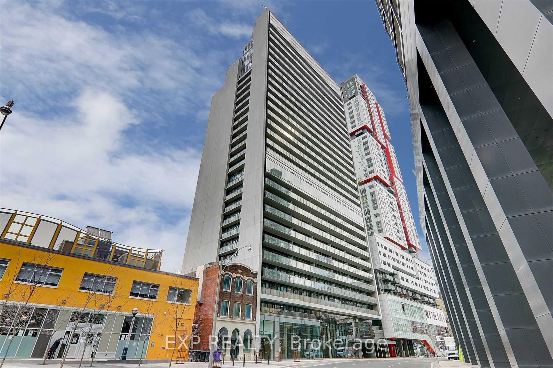 Front of Unit 2103, 330 Richmond Street W