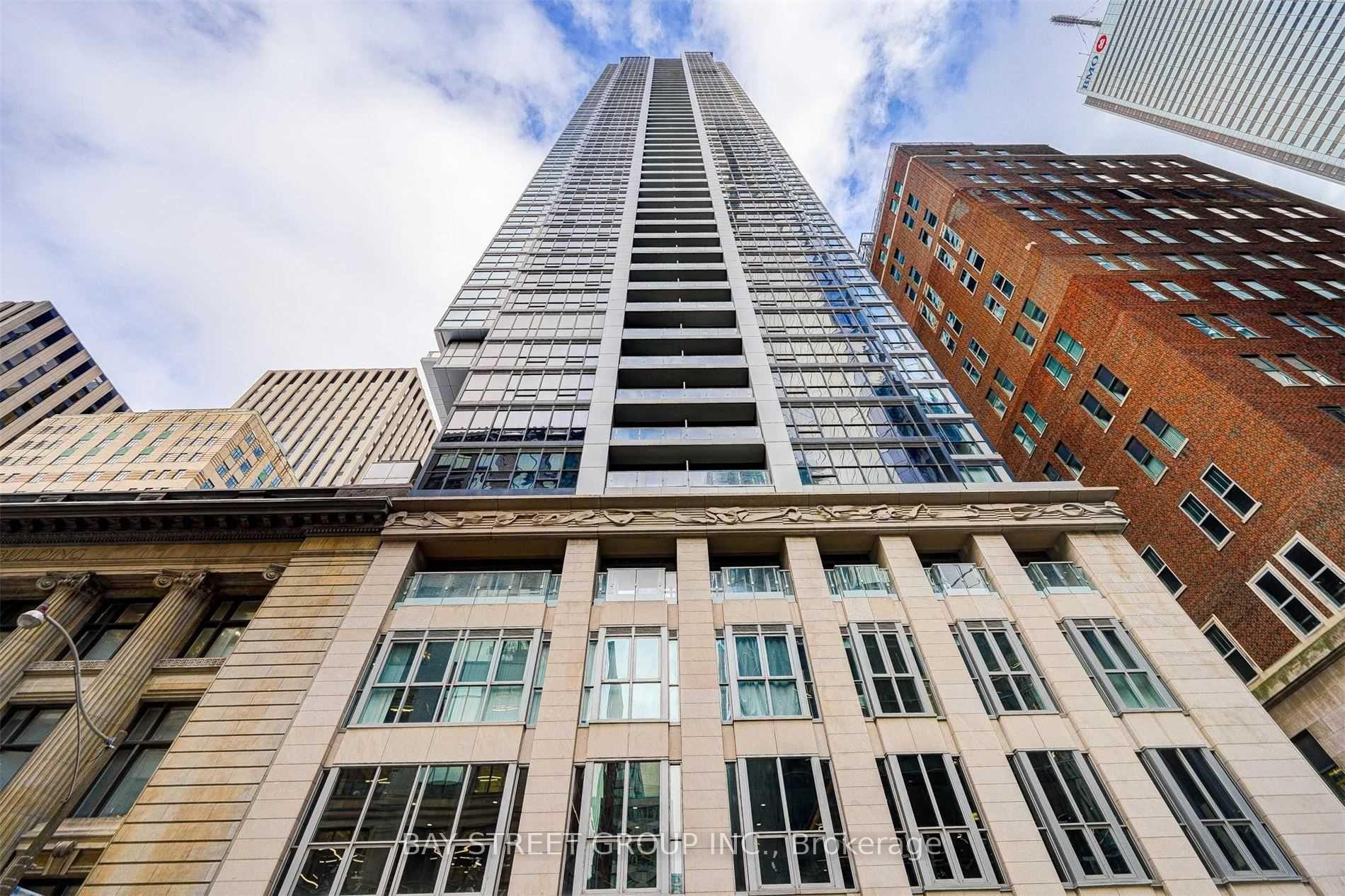 Photo 3 of Unit 2206, 70 Temperance Street, Toronto, Bay Street Corridor — HOMEH