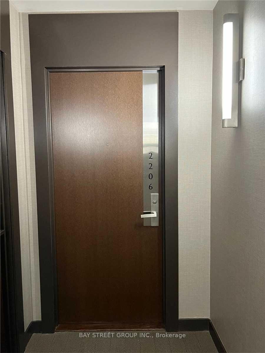 Photo 7 of Unit 2206, 70 Temperance Street, Toronto, Bay Street Corridor — HOMEH