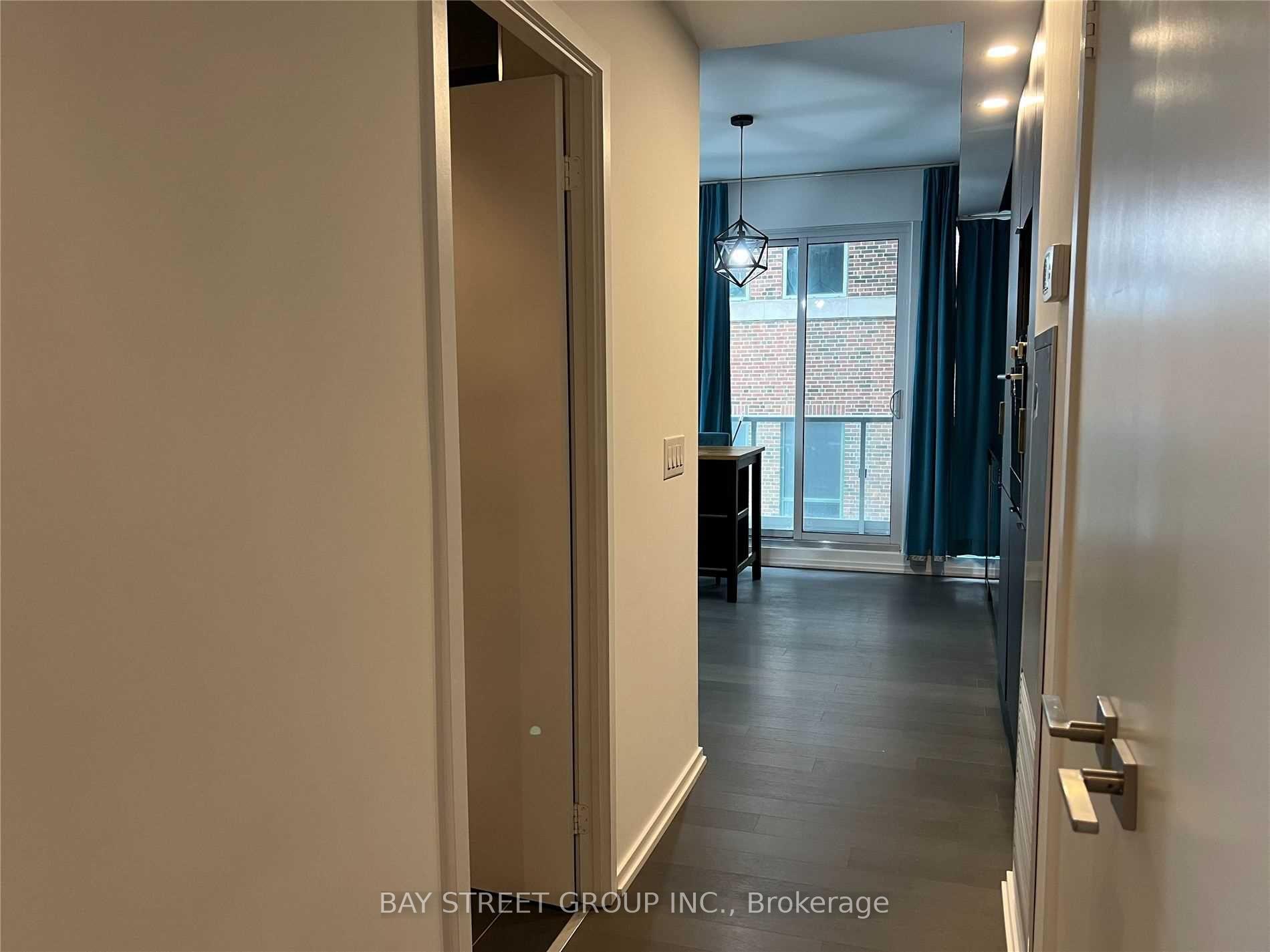 Photo 8 of Unit 2206, 70 Temperance Street, Toronto, Bay Street Corridor — HOMEH