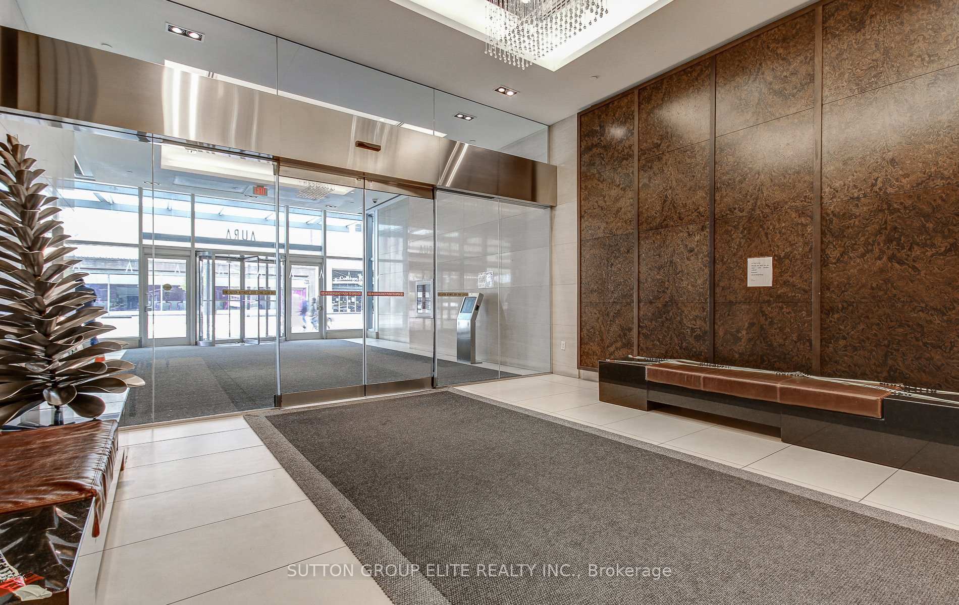 Photo 3 of Unit 604, 386 Yonge Street, Toronto, Bay Street Corridor — HOMEH