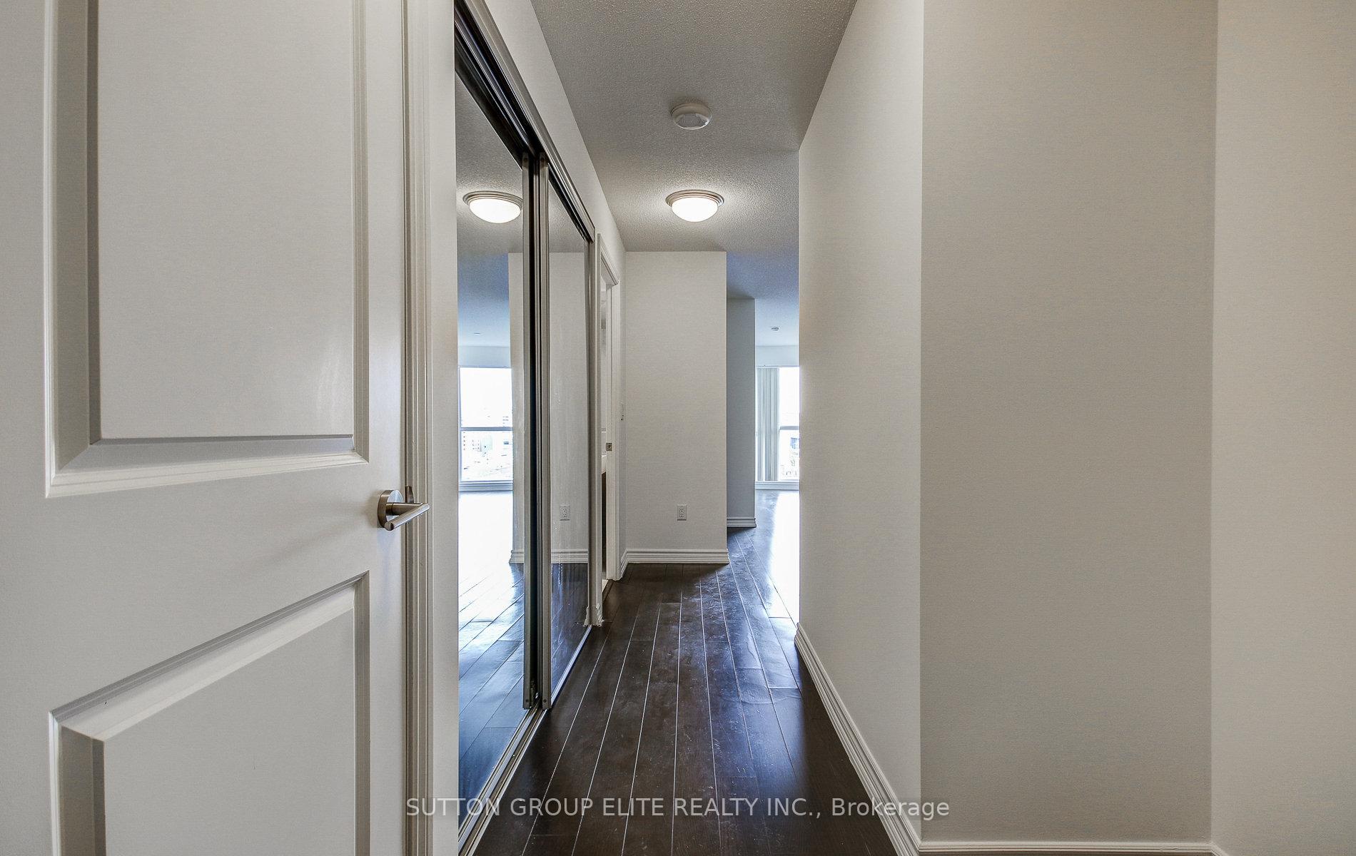 Photo 5 of Unit 604, 386 Yonge Street, Toronto, Bay Street Corridor — HOMEH