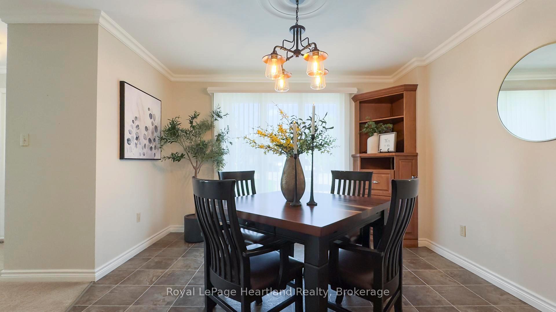Photo 12 of 333 Ontario Street, Central Huron, Clinton — HOMEH