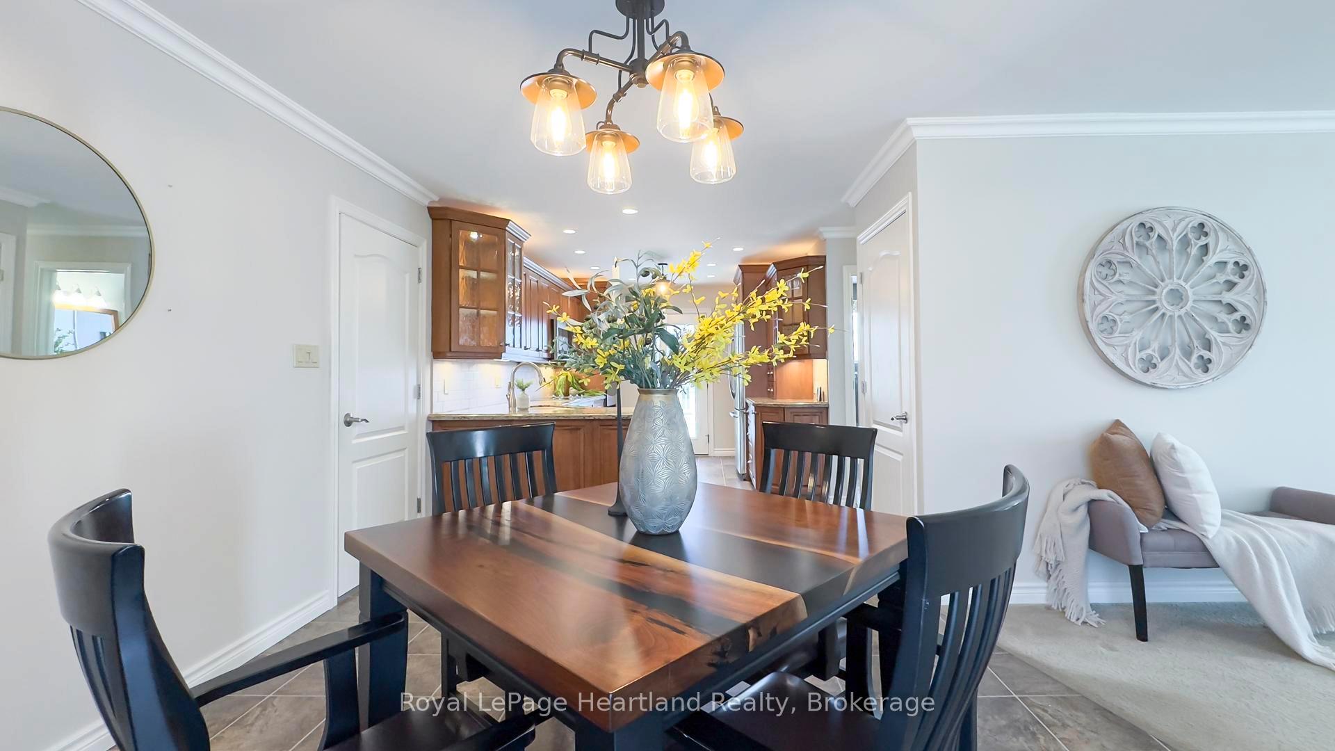 Photo 14 of 333 Ontario Street, Central Huron, Clinton — HOMEH