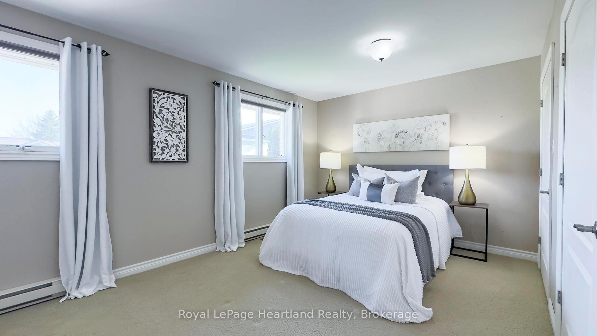 Photo 16 of 333 Ontario Street, Central Huron, Clinton — HOMEH