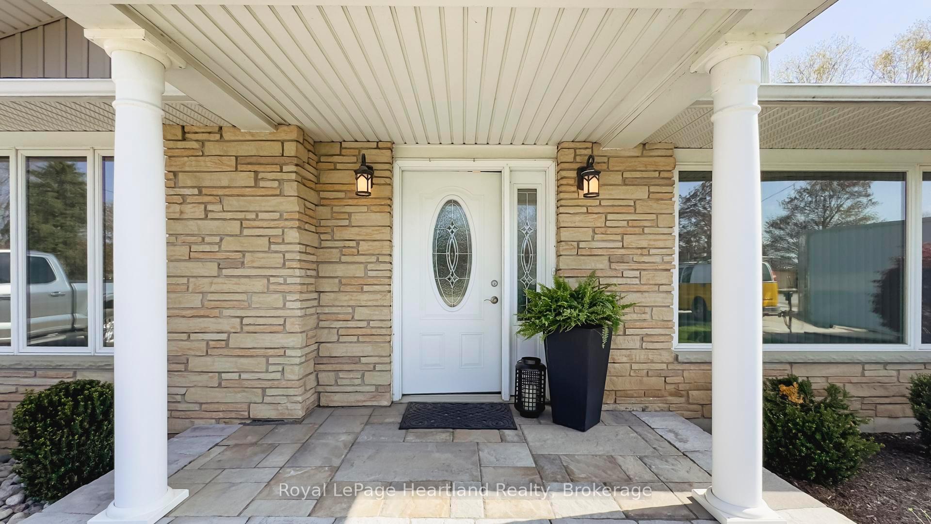 Photo 31 of 333 Ontario Street, Central Huron, Clinton — HOMEH