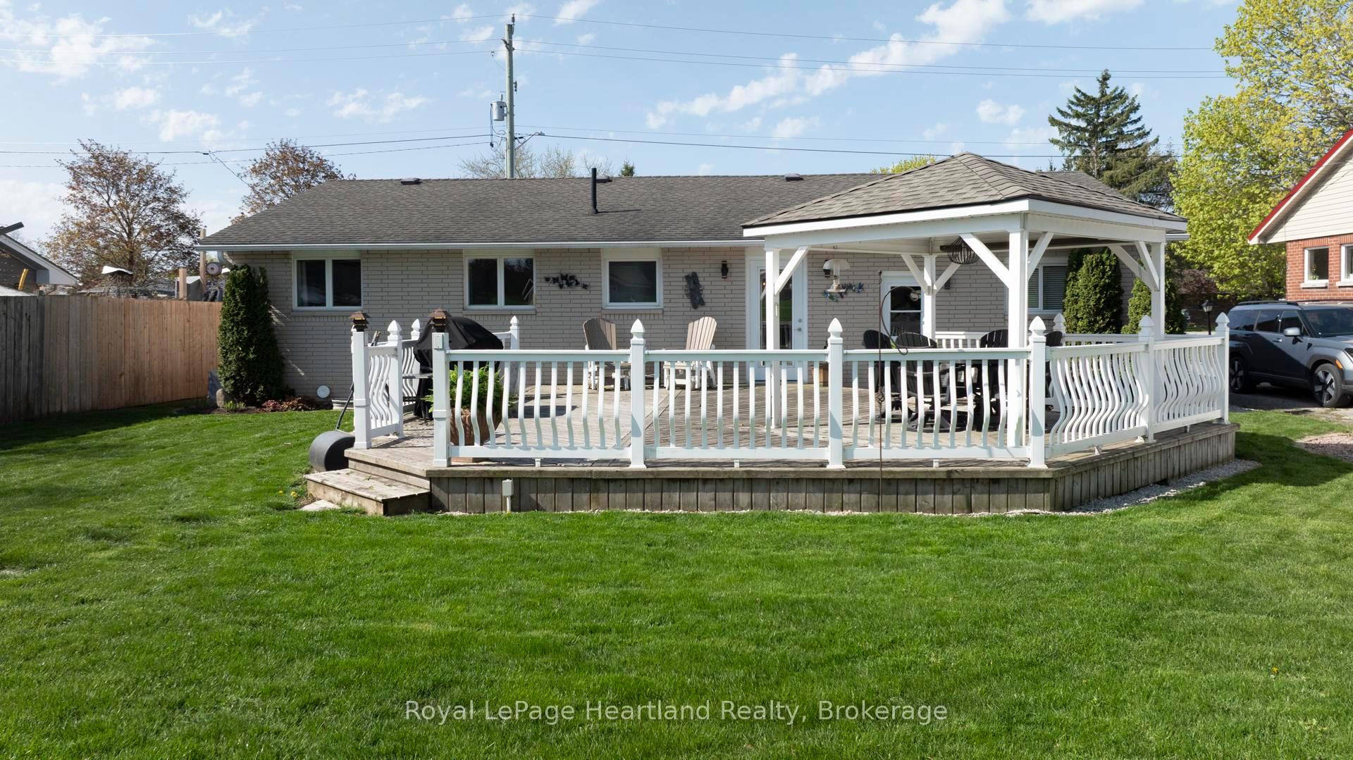 Photo 37 of 333 Ontario Street, Central Huron, Clinton — HOMEH