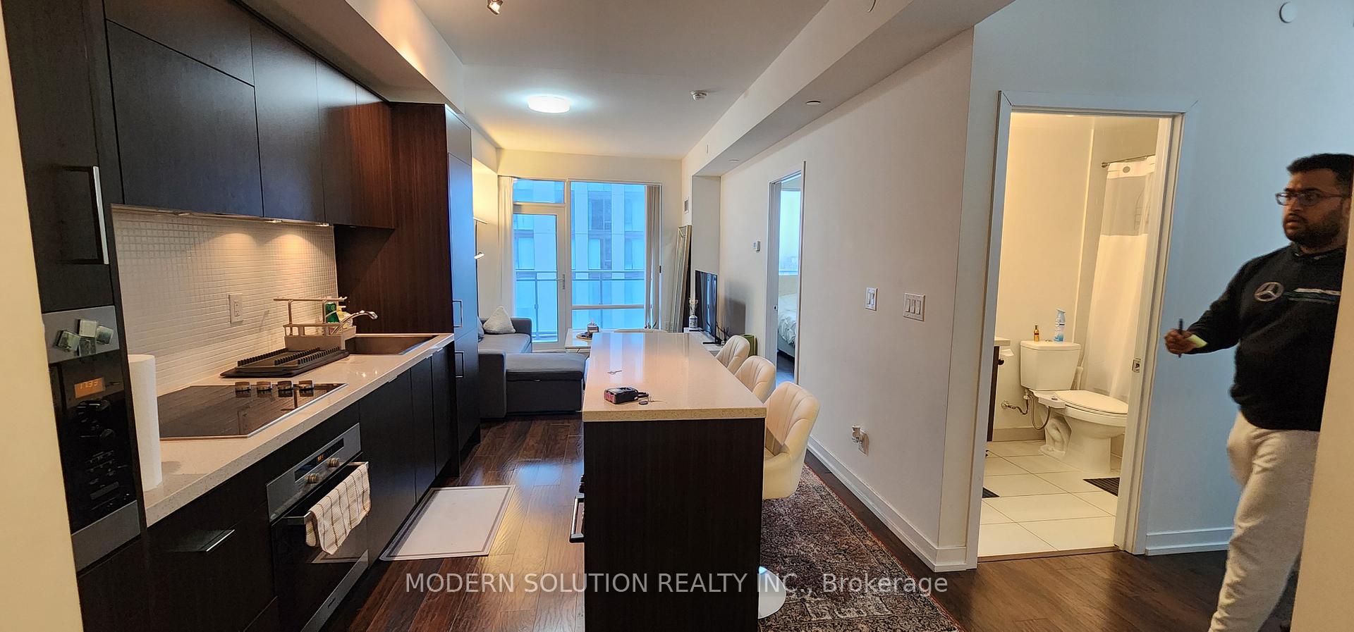 Photo 2 of Unit 1712, 21 Widmer Street, Toronto, Waterfront Communities — HOMEH