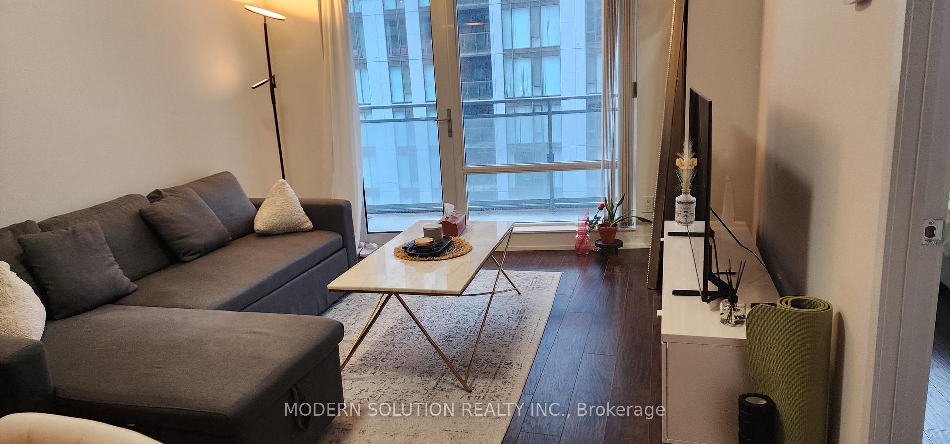 Photo 4 of Unit 1712, 21 Widmer Street, Toronto, Waterfront Communities — HOMEH