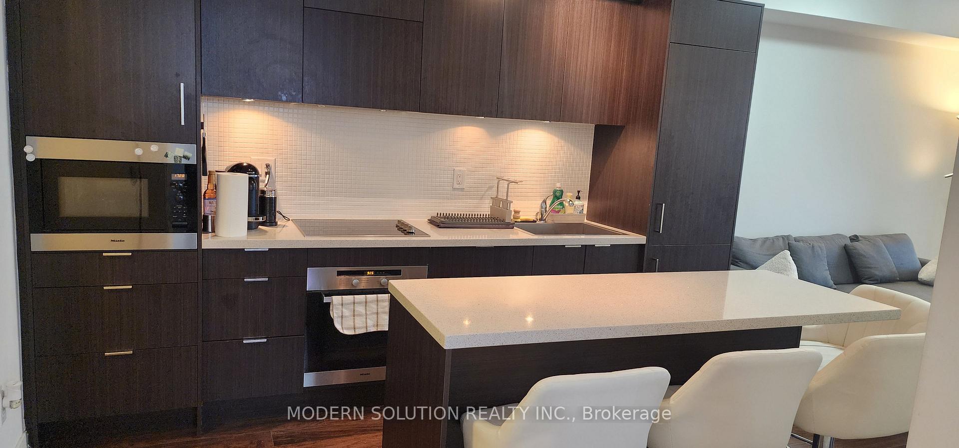 Photo 8 of Unit 1712, 21 Widmer Street, Toronto, Waterfront Communities — HOMEH