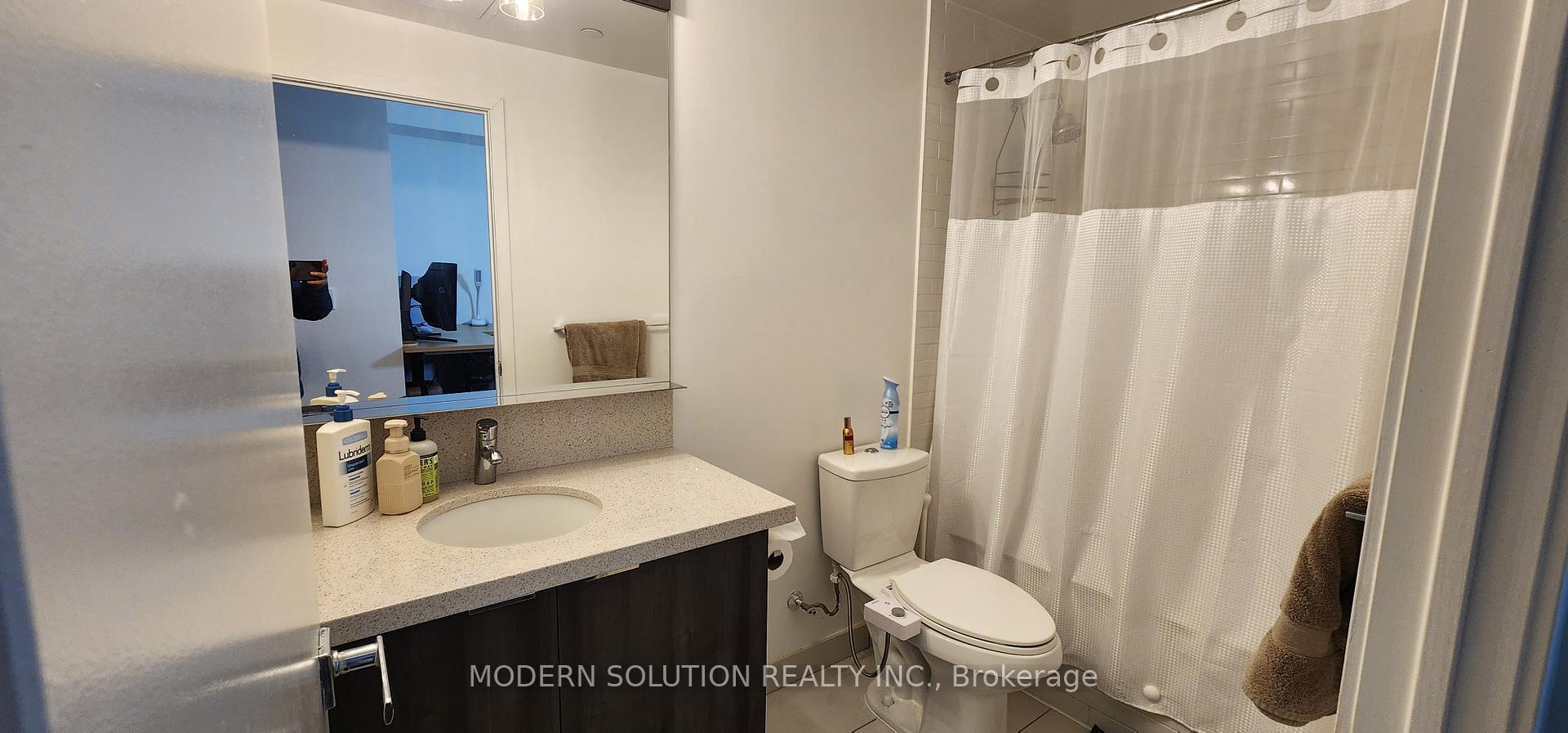 Photo 12 of Unit 1712, 21 Widmer Street, Toronto, Waterfront Communities — HOMEH