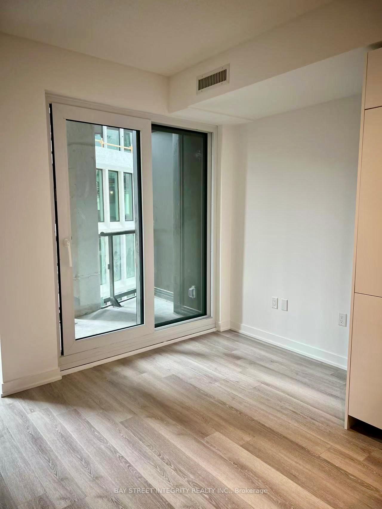 Photo 6 of Unit 404, 238 Simcoe Street, Toronto, Kensington-Chinatown — HOMEH