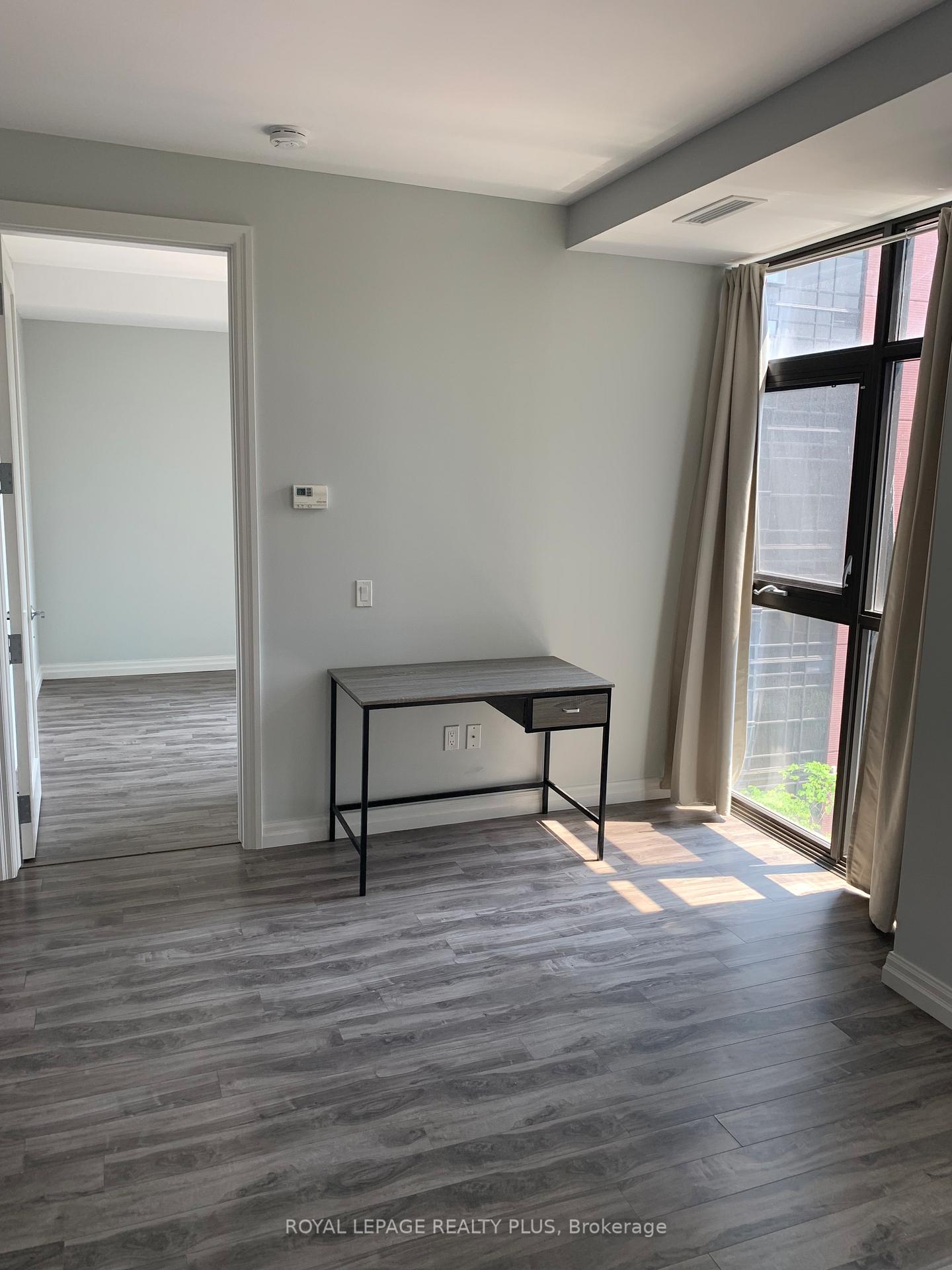 Photo 3 of Unit 713, 112 King Street E, Hamilton, Beasley — HOMEH