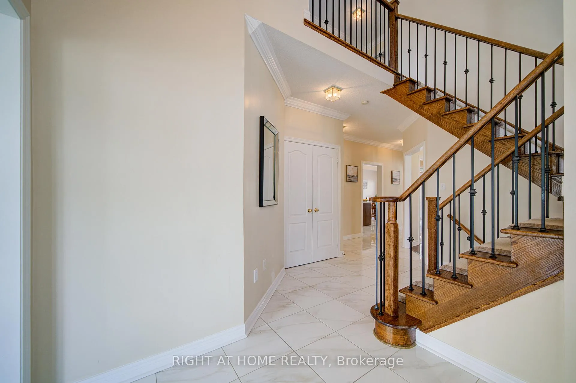 Photo 5 of 115 Westolivia Trail, Vaughan, Patterson — HOMEH