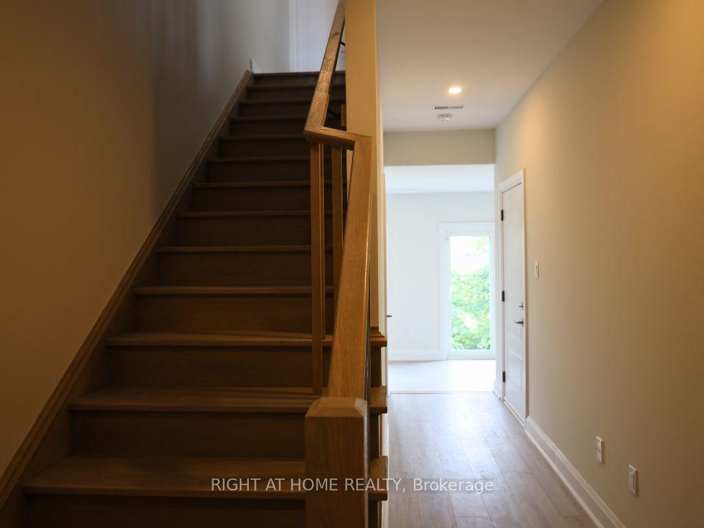 Photo 5 of 69 Fernridge Common Street, St. Catharines, Carlton/Bunting — HOMEH