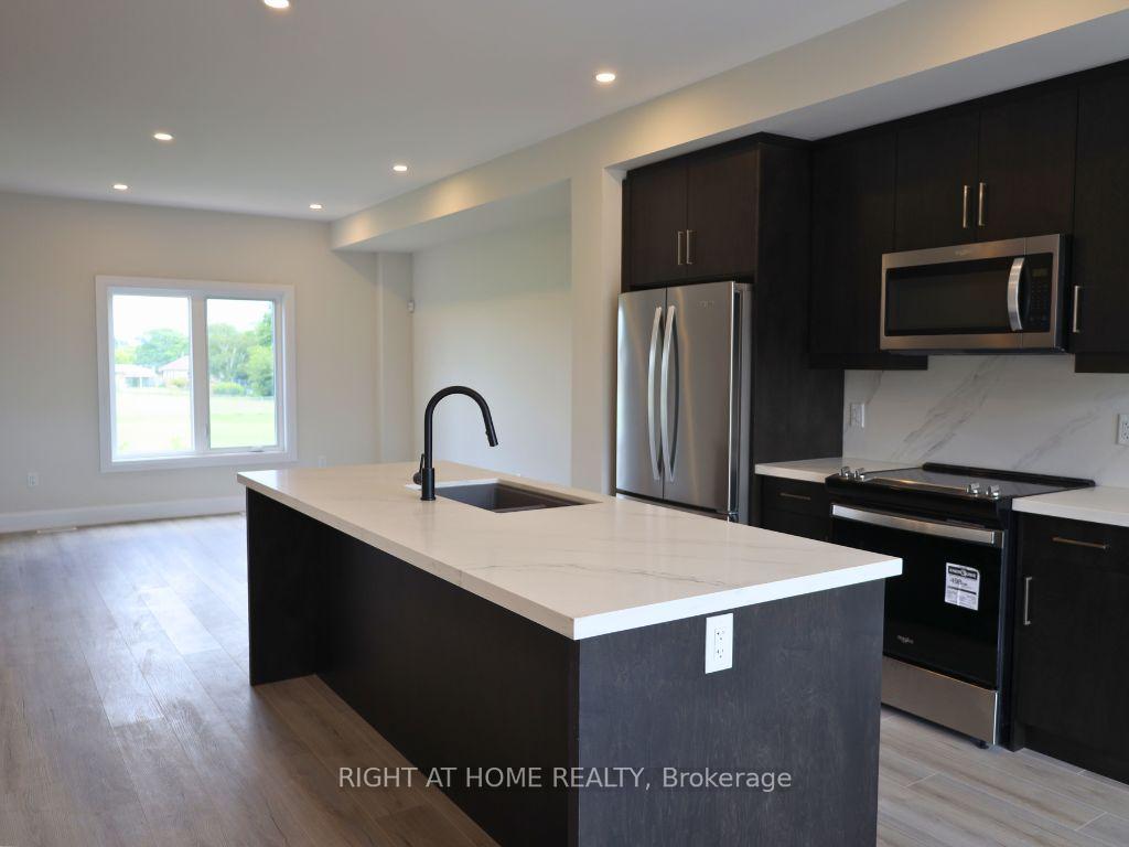 Photo 14 of 69 Fernridge Common Street, St. Catharines, Carlton/Bunting — HOMEH