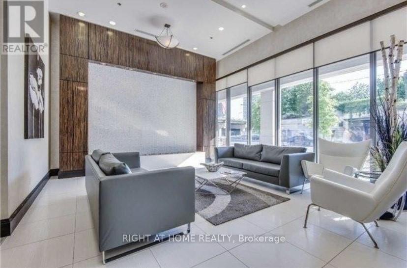 Photo 2 of Unit 210, 25 Lower Simcoe Street, Toronto, Waterfront Communities — HOMEH