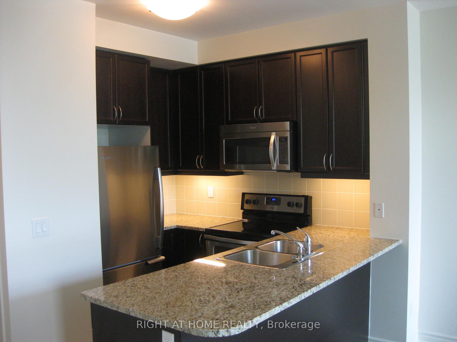 Photo 6 of Unit 210, 25 Lower Simcoe Street, Toronto, Waterfront Communities — HOMEH