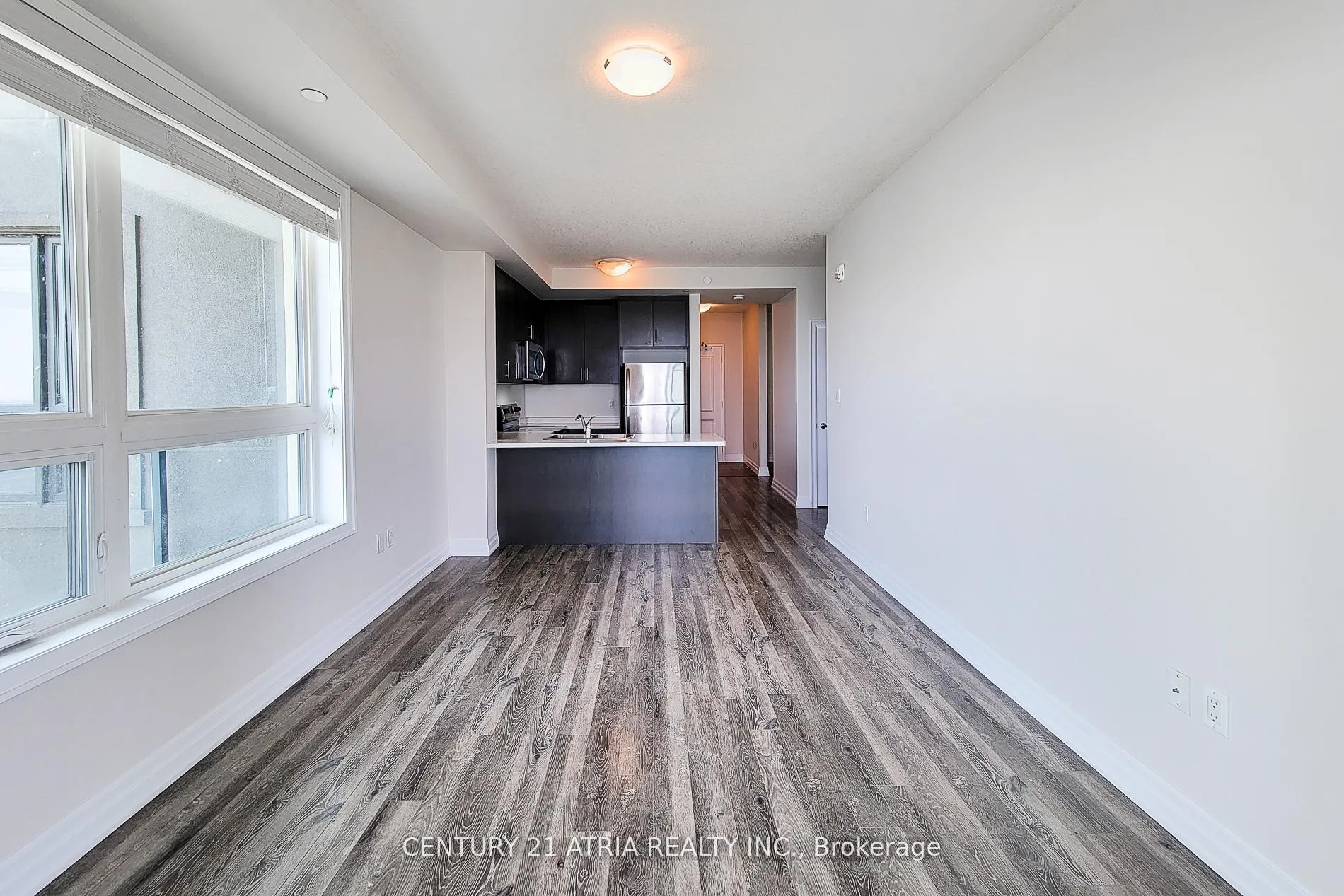 Photo 8 of Unit 508, 101 Shoreview Place, Hamilton, Lakeshore — HOMEH