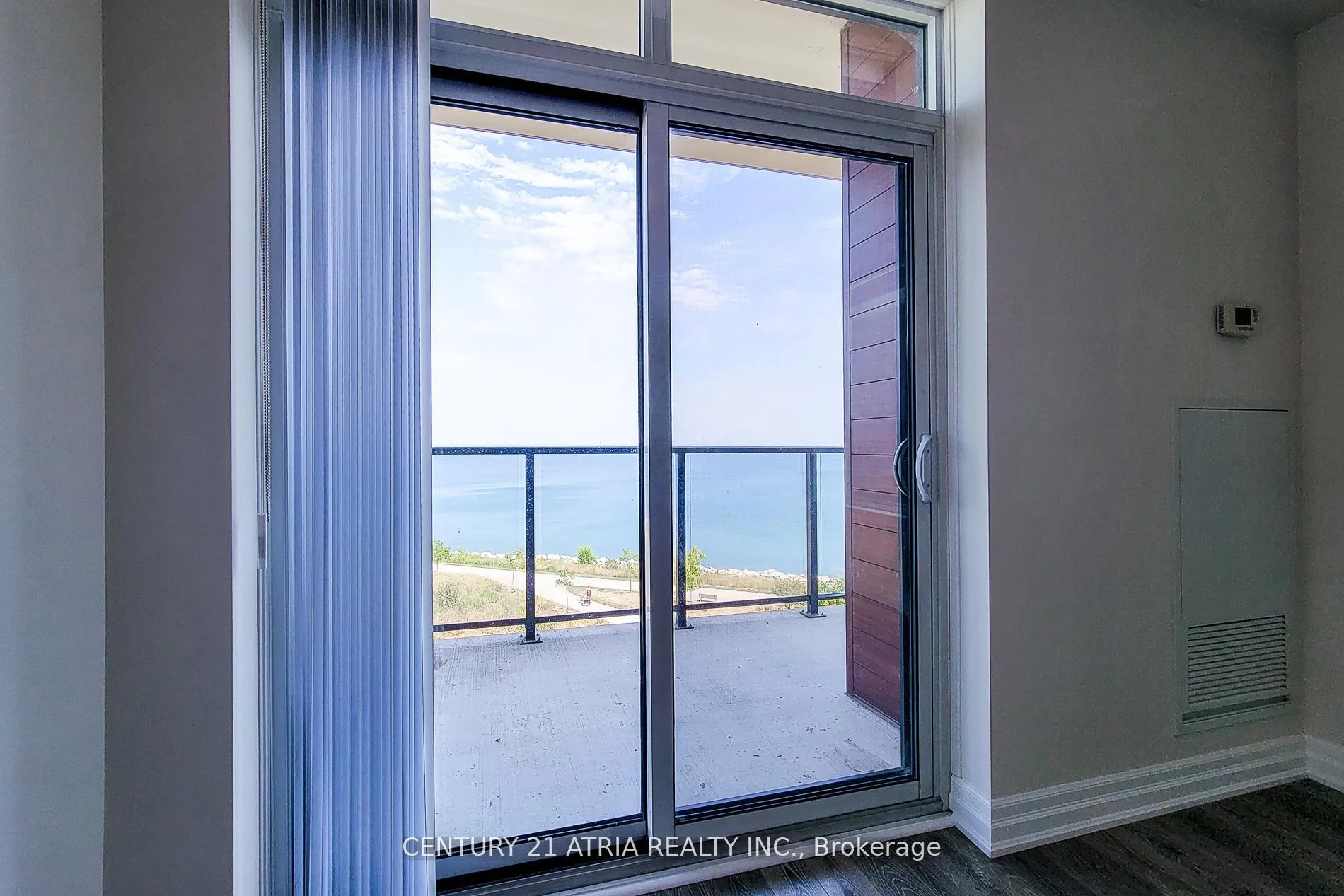 Photo 11 of Unit 508, 101 Shoreview Place, Hamilton, Lakeshore — HOMEH