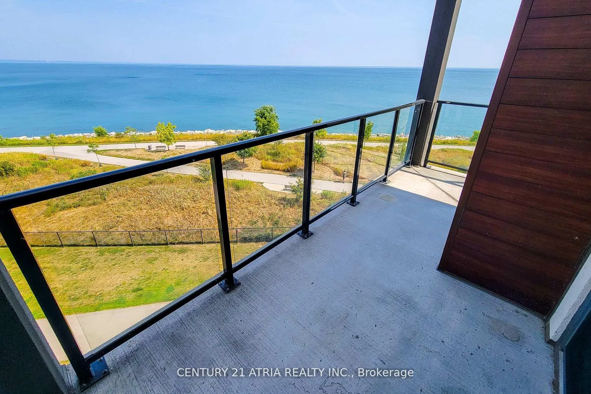 Photo 13 of Unit 508, 101 Shoreview Place, Hamilton, Lakeshore — HOMEH