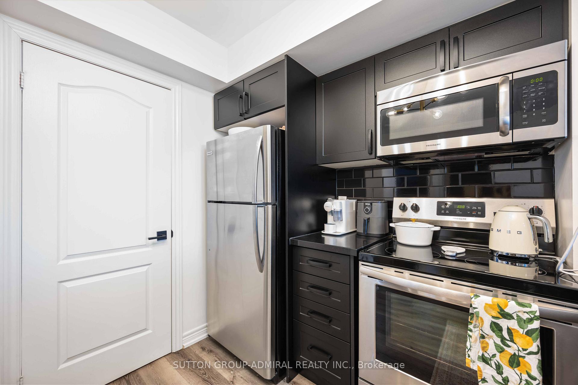 Photo 11 of Unit 1109, 50 Disera Drive, Vaughan, Beverley Glen — HOMEH