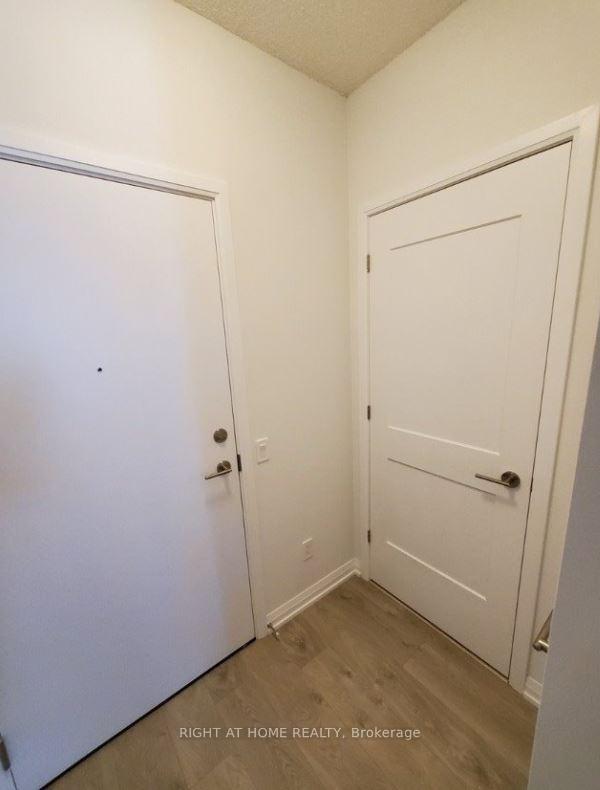 Photo 2 of Unit 3512, 7895 Jane Street, Vaughan, Concord — HOMEH