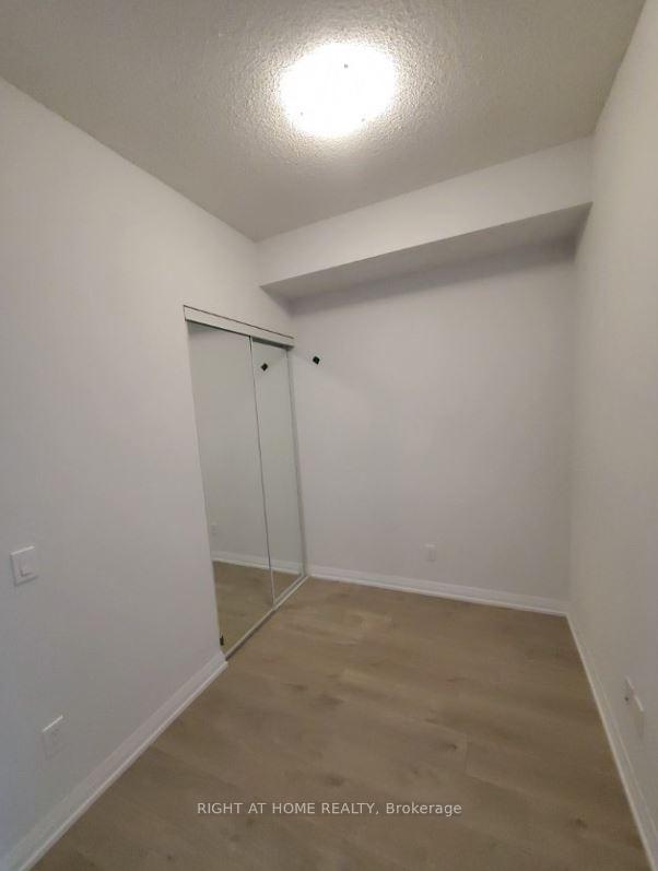 Photo 5 of Unit 3512, 7895 Jane Street, Vaughan, Concord — HOMEH