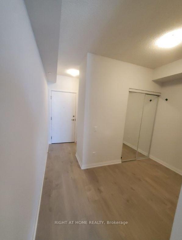 Photo 6 of Unit 3512, 7895 Jane Street, Vaughan, Concord — HOMEH