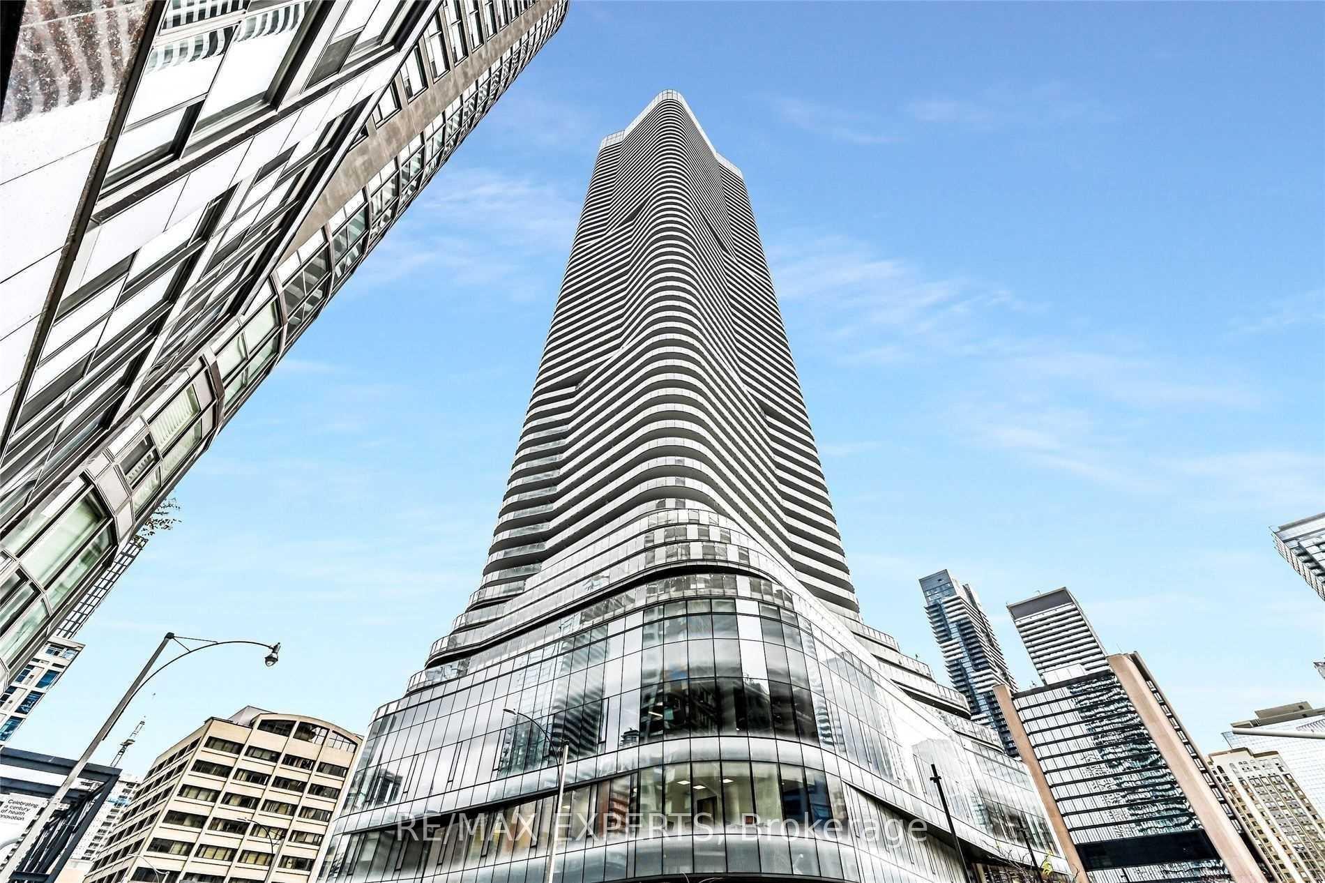 Front of Unit 4403, 11 Wellesley Street W