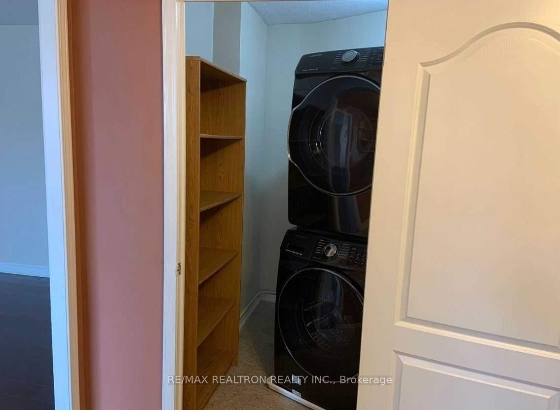 Photo 20 of Unit 1906, 10 Edgecliff Golfway, Toronto, Flemingdon Park — HOMEH