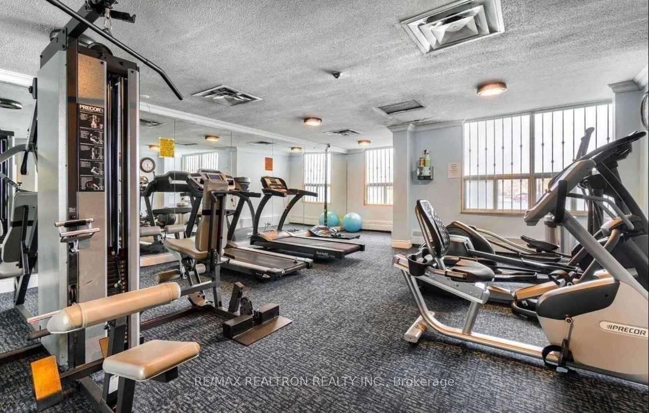 Photo 24 of Unit 1906, 10 Edgecliff Golfway, Toronto, Flemingdon Park — HOMEH