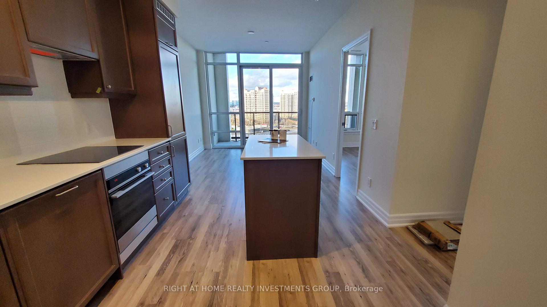 Photo 4 of Unit 1003, 9085 Jane Street, Vaughan, Concord — HOMEH