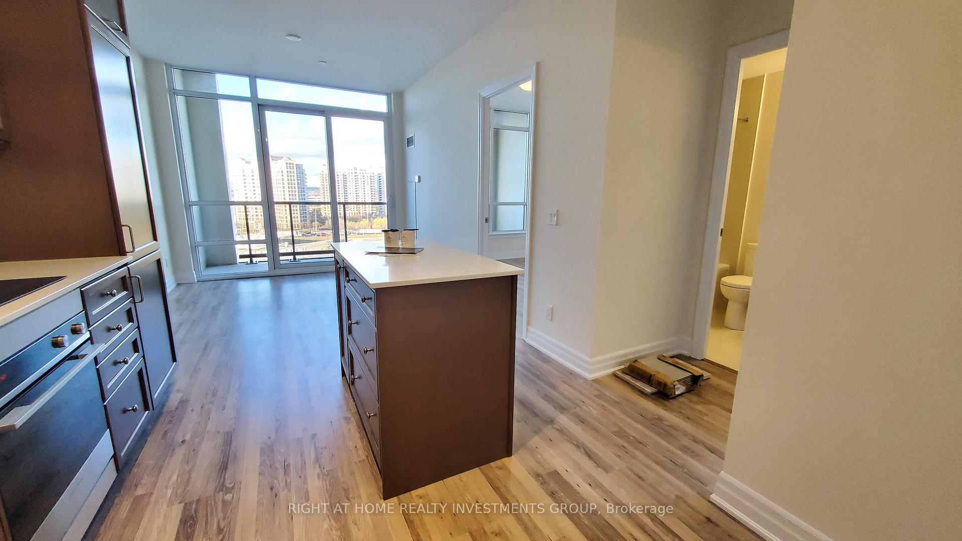 Photo 5 of Unit 1003, 9085 Jane Street, Vaughan, Concord — HOMEH