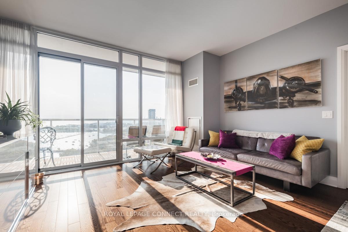 Photo 3 of Unit 1704, 90 Stadium Road, Toronto, Niagara — HOMEH
